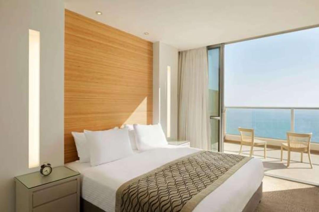 Neve David Hotel Нетания Экстерьер фото